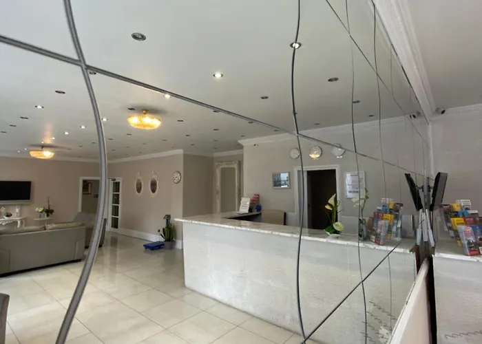 Haven Hotel